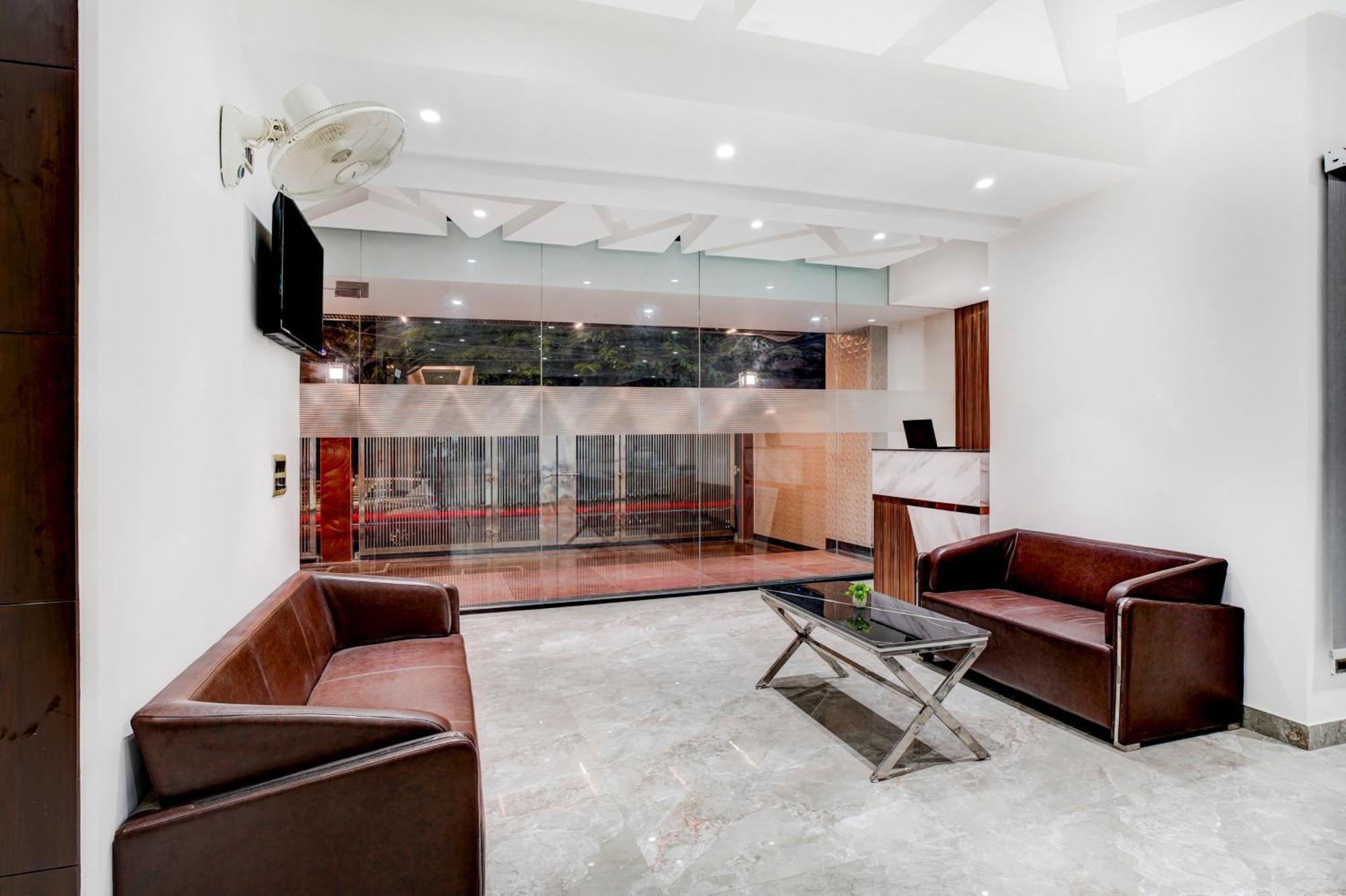 Treebo Corporate Inn 노이다 외부 사진